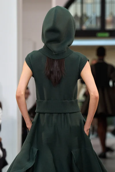 Look 44